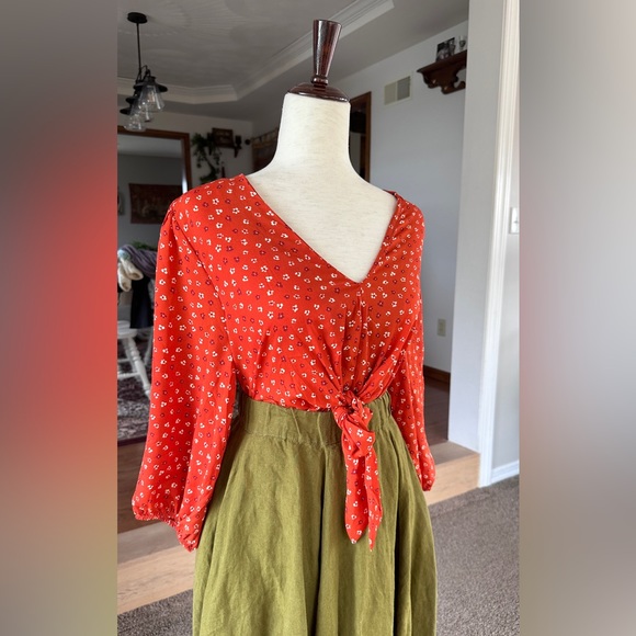 Cottagecore Floral Tie Front Blouse - Picture 6 of 8